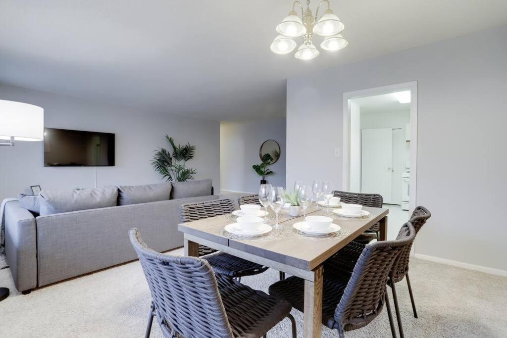 Elegant Apartment W Views At Crystal City أرلنغتون المظهر الخارجي الصورة